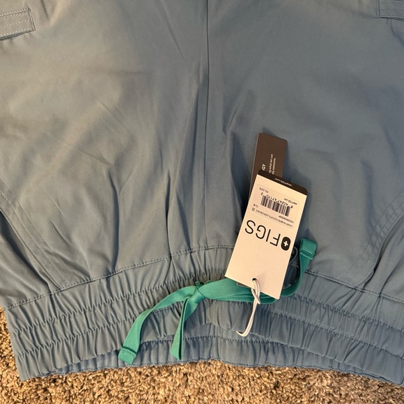 FIGS SAUMER HIGH WAISTED JOGGER SCRUB PANTS COLOR BLUE NWT - Picture 10 of 13